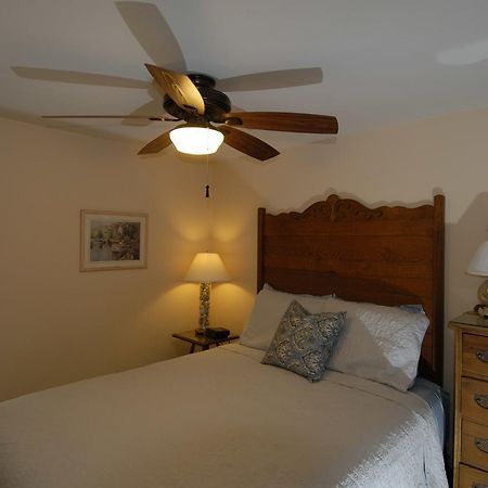 Seahorse Cottages - Adults Only Sanibel Exterior foto